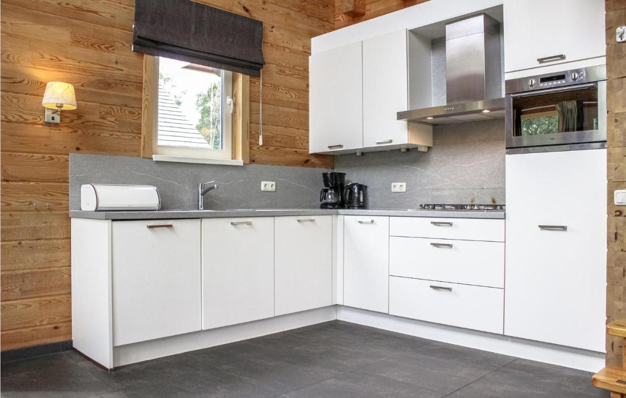Lovely Home In Heel With Wifi מראה חיצוני תמונה